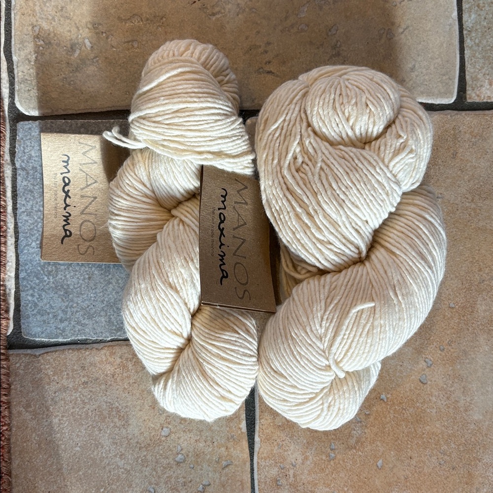 2 Manos Maxima Skein